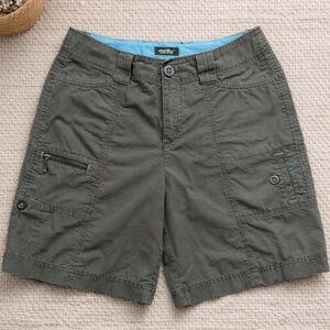 Eddie Bauer Dark Green Cargo Hiking Shorts Womens 6